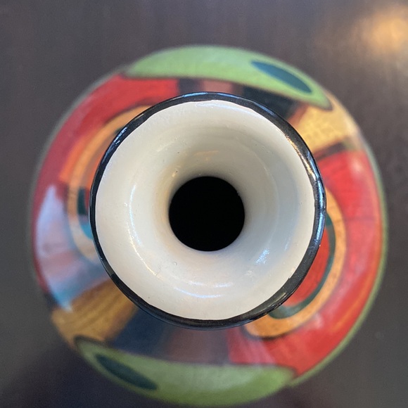 Pacific Rim Decorative Vase - Picture 3 of 5